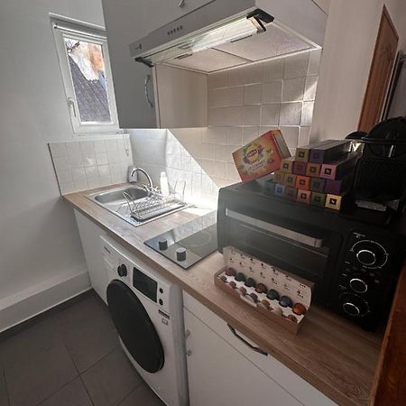 Home Up Pontoise Zewnętrze zdjęcie