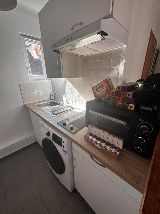Home Up Pontoise Zewnętrze zdjęcie